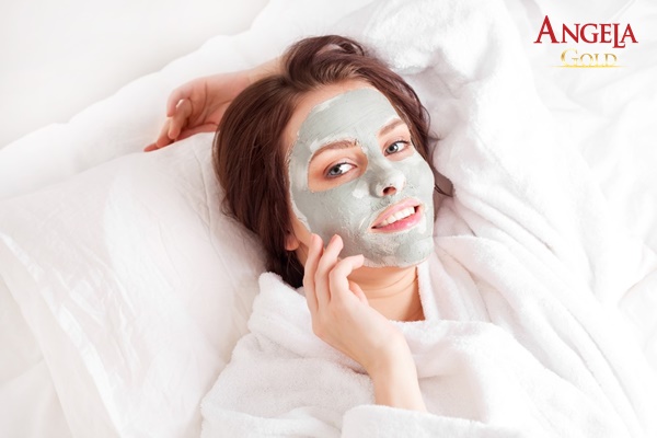 Chăm sóc da bằng mặt nạ đất sét