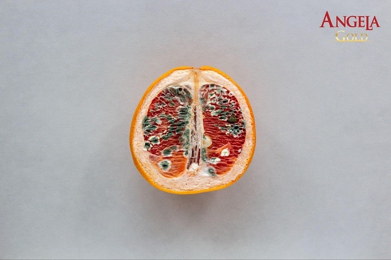 kinh nguyệt không đều ra nhiều huyết trắng