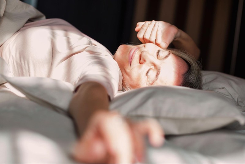 người phụ nữ có trạng thái sảng khoái