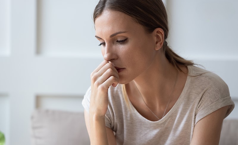 Mất kinh 2 tháng là tình trạng khiến nhiều chị em lo lắng, không biết nguyên nhân do đâu