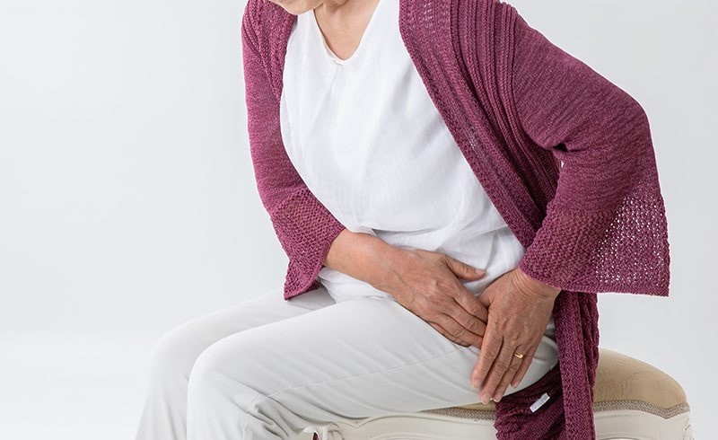 Nồng độ Estrogen sụt giảm khiến mật độ xương mất nhanh hơn