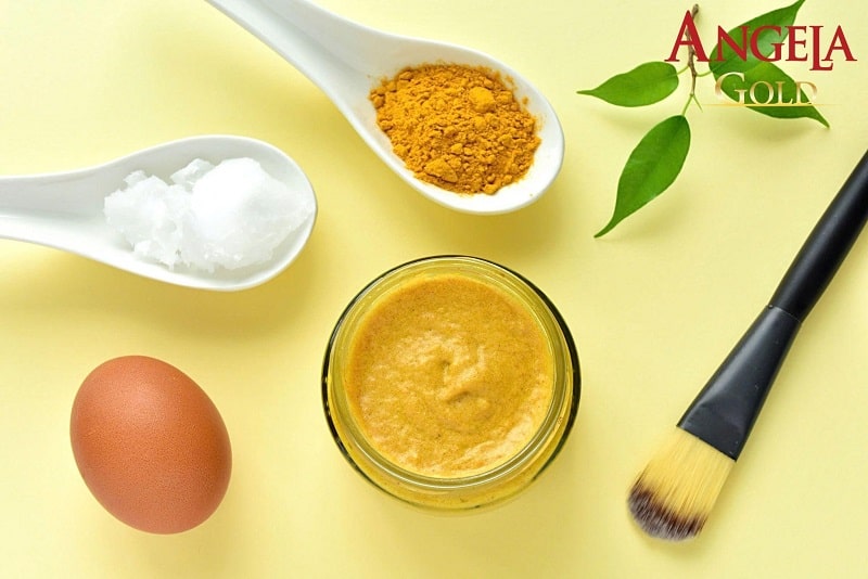Cách chữa nám bằng tinh bột nghệ với trứng gà