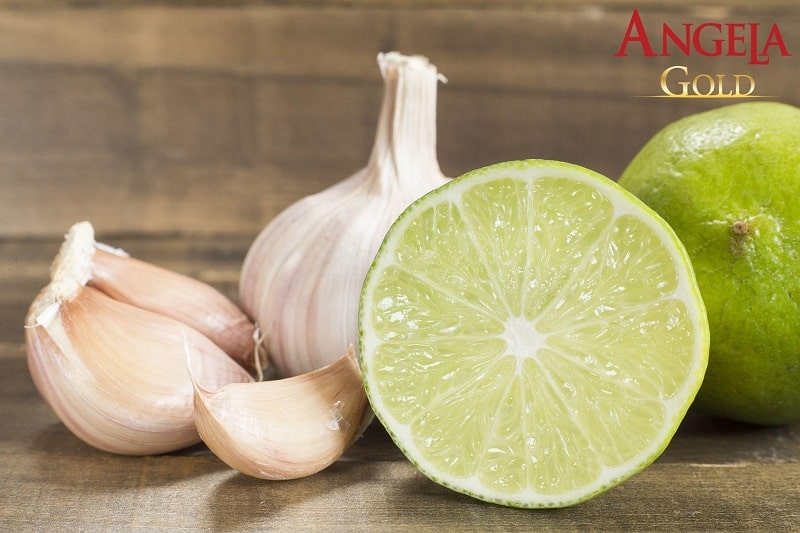 Trị nám da bằng tỏi và chanh