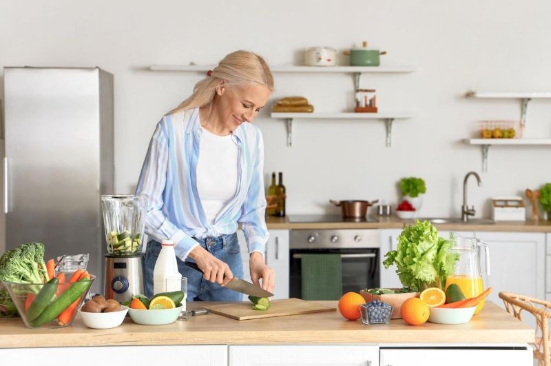 Chế độ dinh dưỡng khoa học đóng vai trò quan trọng đối với sức khỏe của phụ nữ mọi lứa tuổi