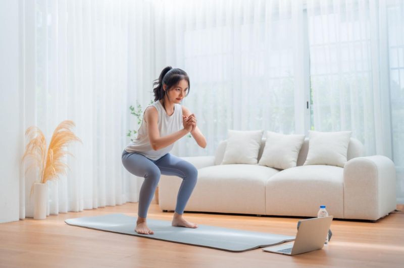 Squat và bài tập sàn chậu hỗ trợ sức khỏe tình dục và chất lượng sống
