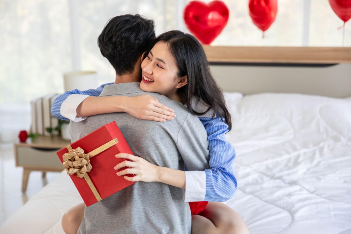 tình cảm nam nữ tiến triển